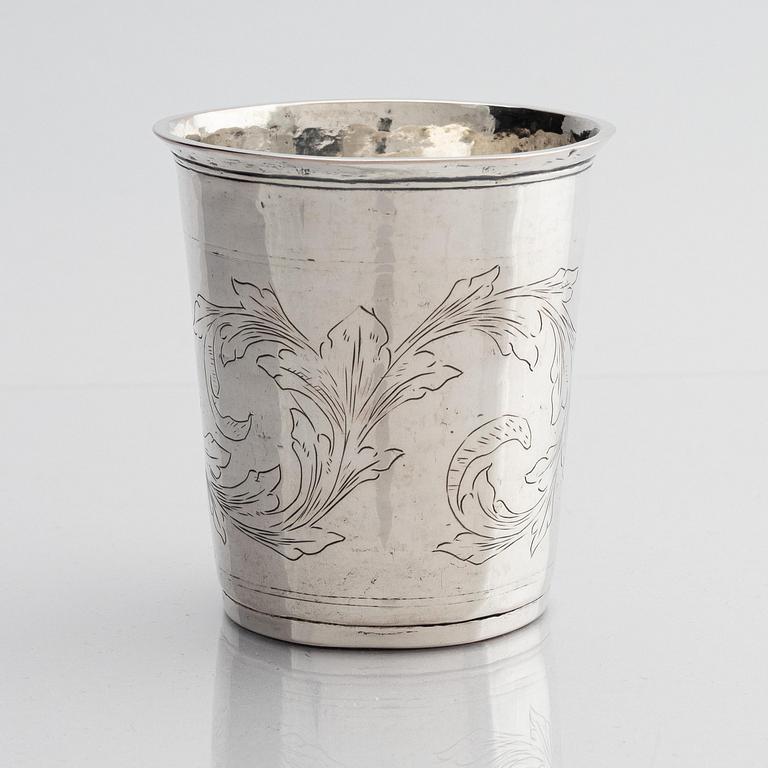 Hans Morten Svane, bägare, silver, Naestved, Danmark (verksam 1750-1772). Rokoko.