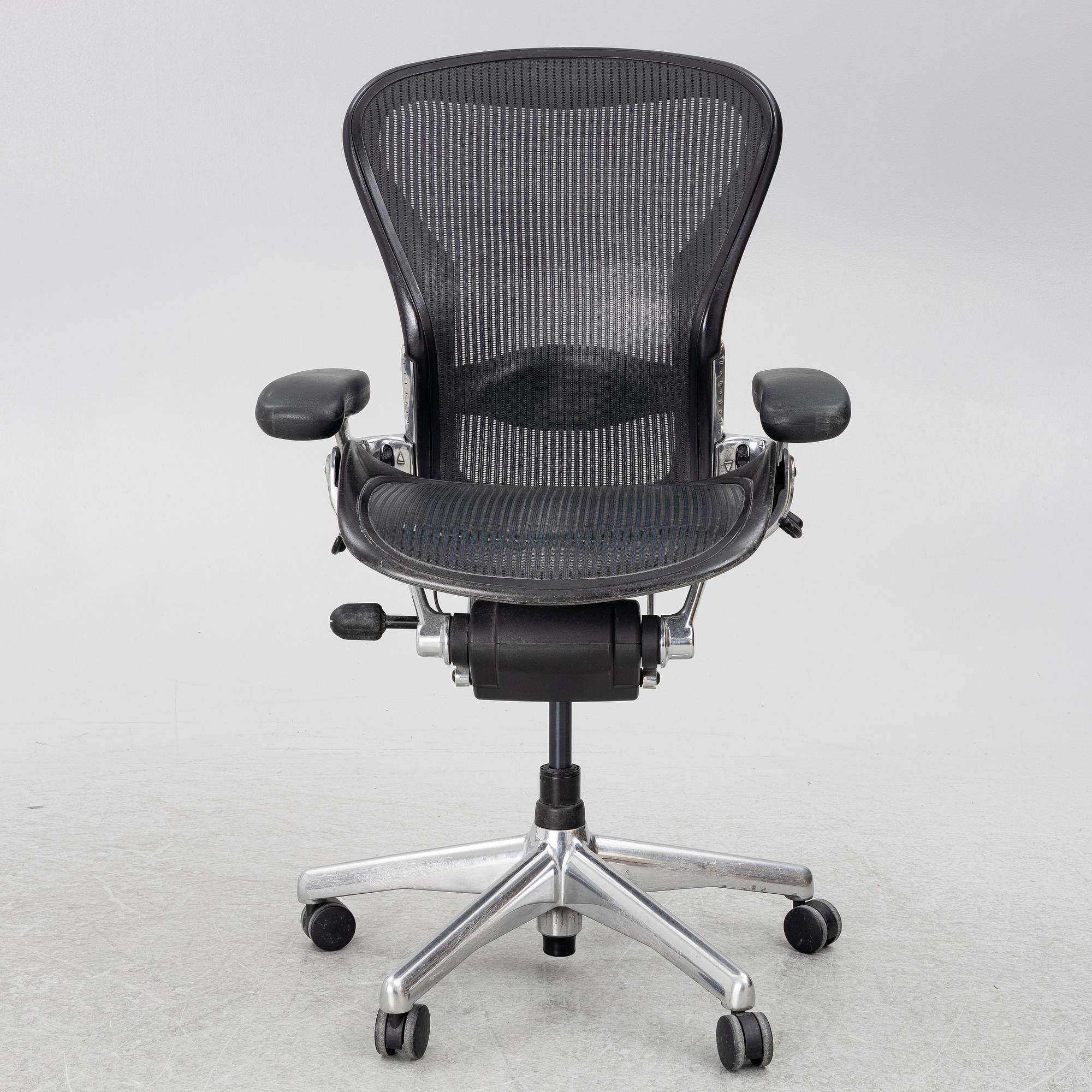 Don Chadwick och Bill Stumpf, skrivbordsstol, "Aeron", Herman Miller.
