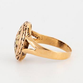 18K gold ring, 1896.