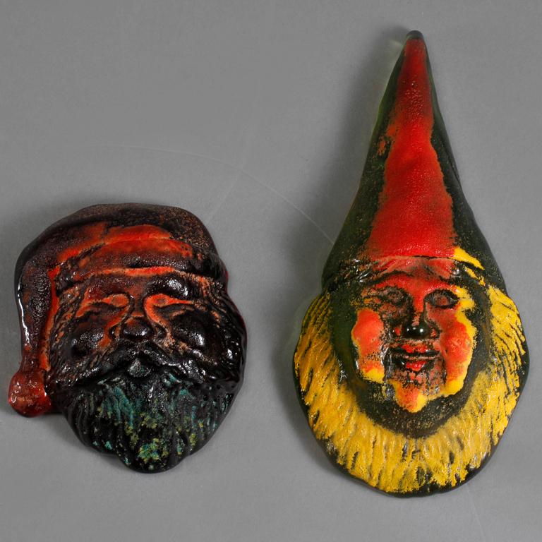FIGURER, 2 st, glas, Kjell Engman, Kosta Boda, signerade, en daterad 2005.