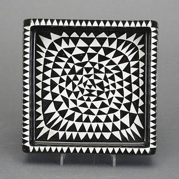 ASKFAT, stengods, "Domino", Stig Lindberg, Gustavsberg. I produktion 1955-1969.