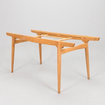 Hans J. Wegner, matbord, "AT 310", Andreas Tuck, Danmark, 1900-talets mitt.