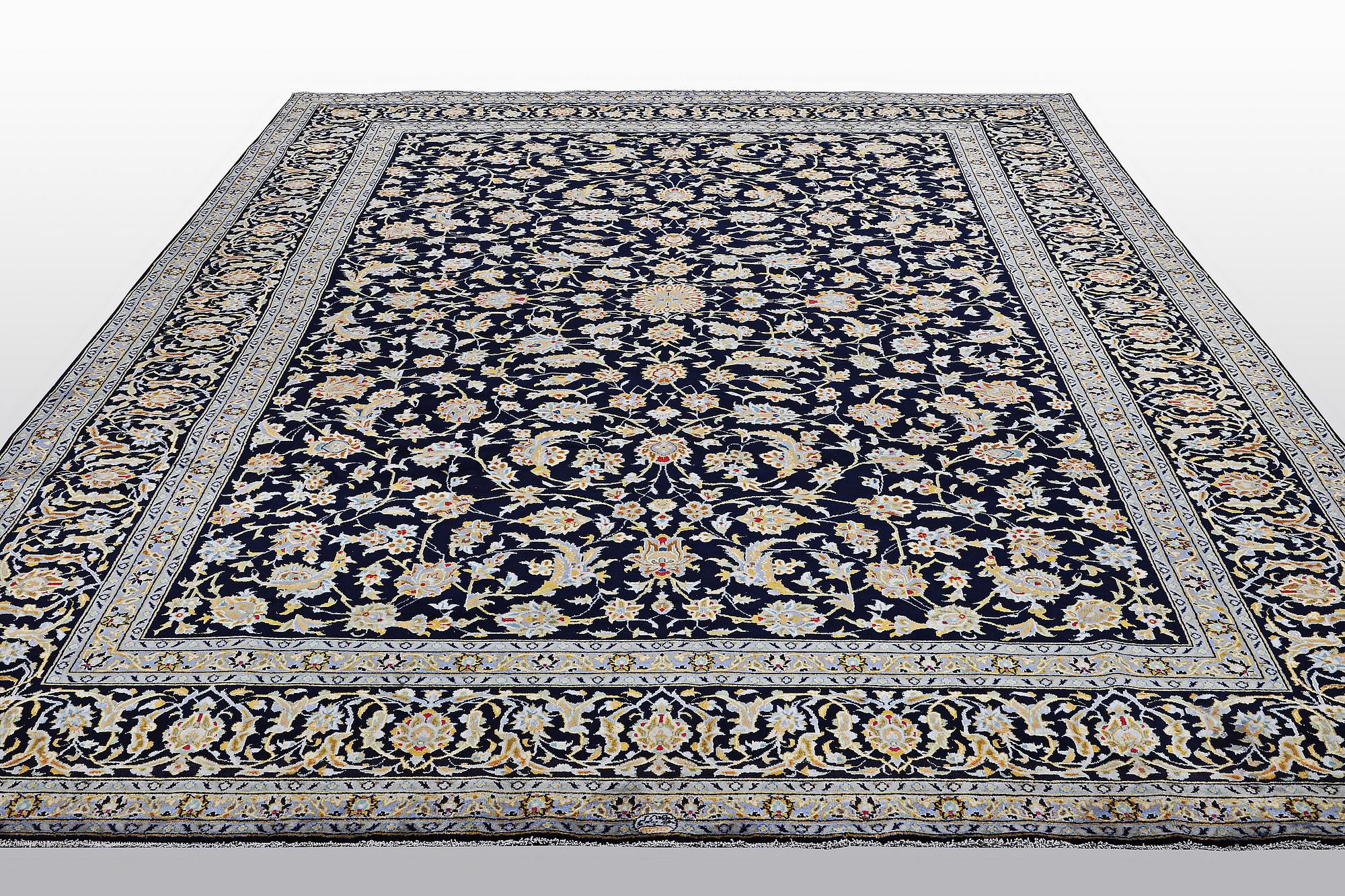 A carpet, Kashan, ca 416 x 304 cm.