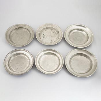 A set of eight pewter pieces, Sweden, 18th/19th Century.