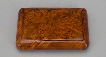 CIGARETTETUI, masurbjörk, Ryssland 1900-tal.