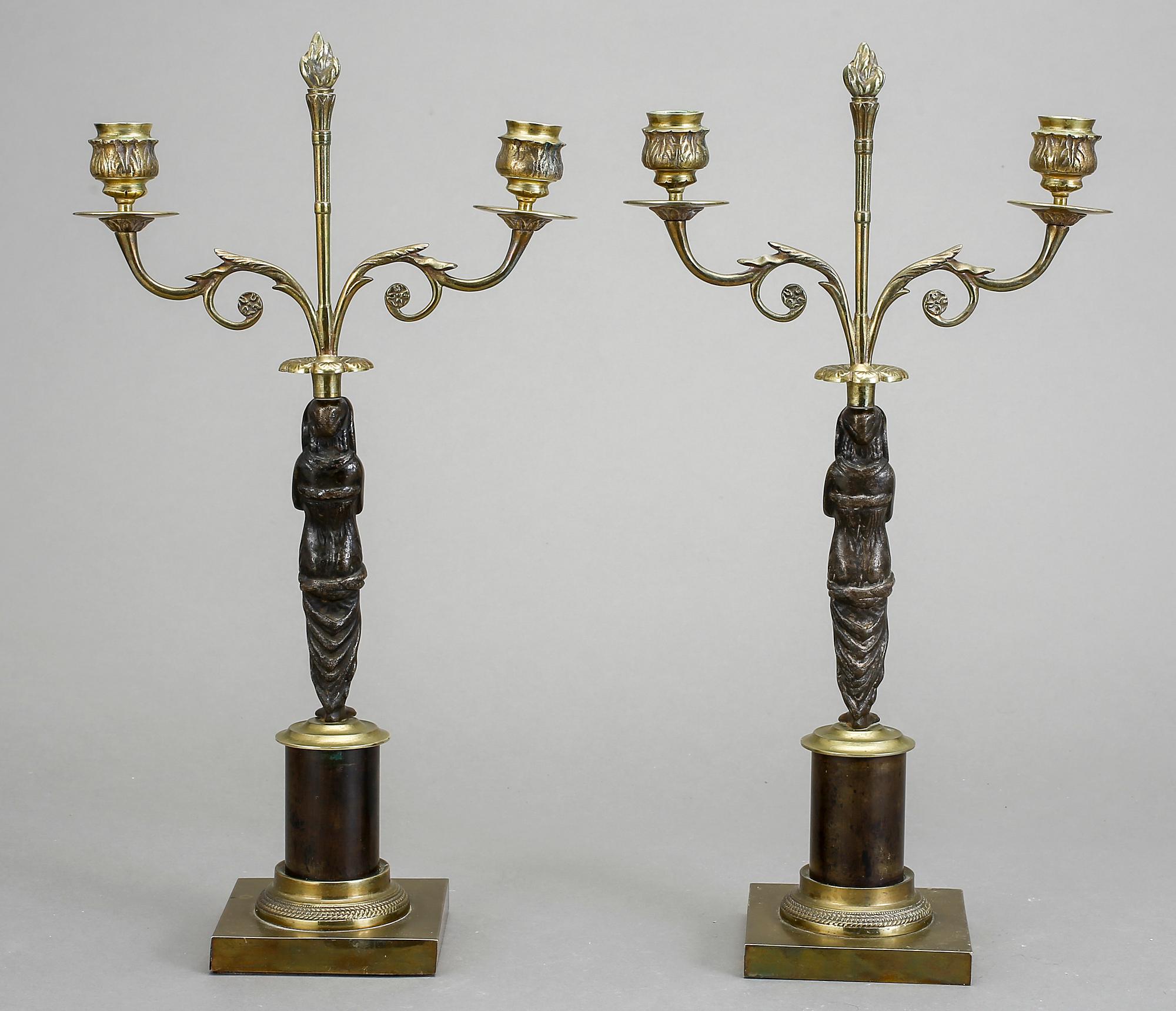 KANDELABRAR, ett par, mässing och patinerad metall, empirestil, 1800-/1900-tal.