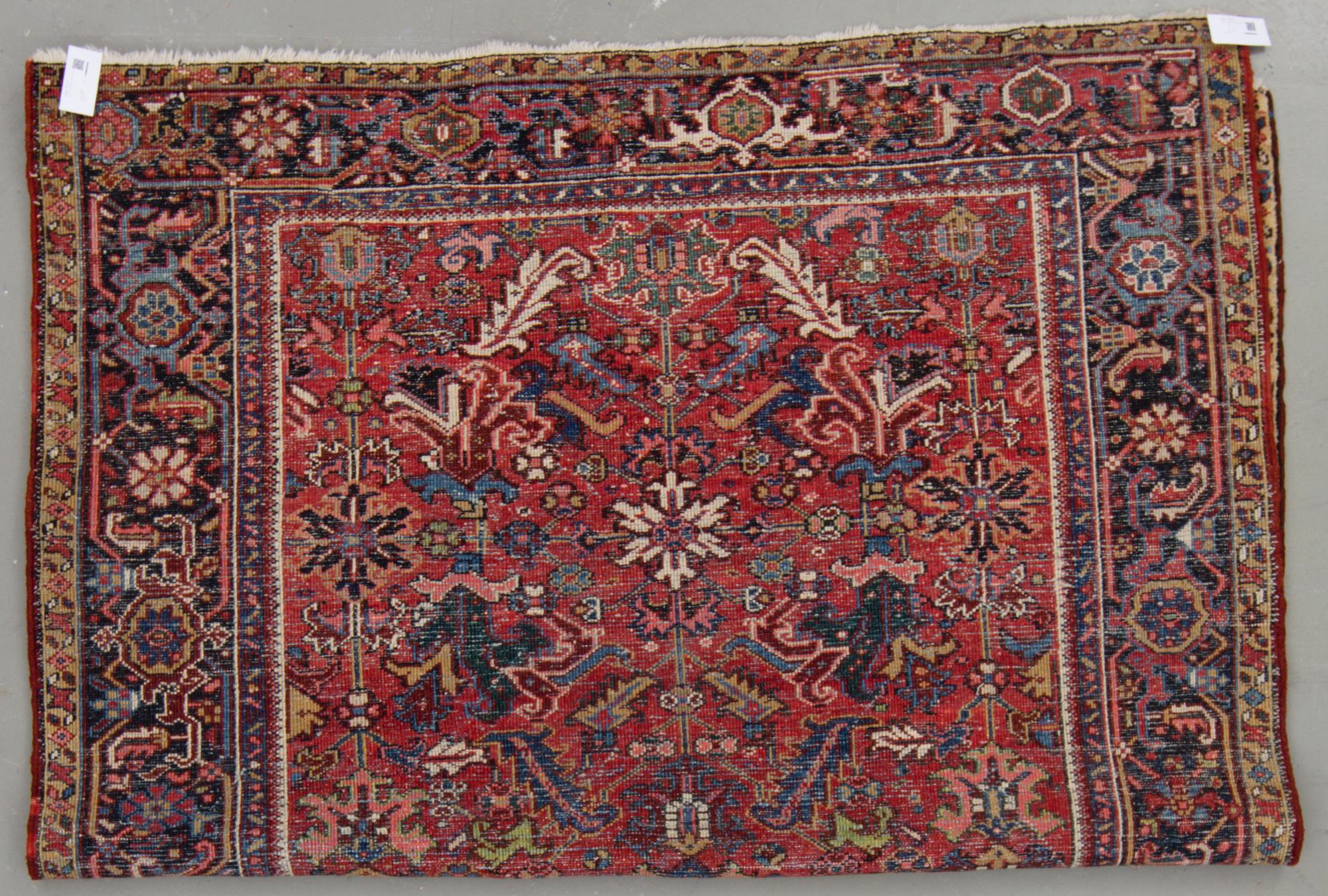 MATTA, old Heris. Ca 225x170 cm.