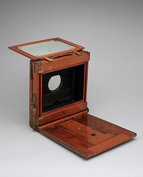 LÅDKAMERA, 8 delar, 1900-talets början.