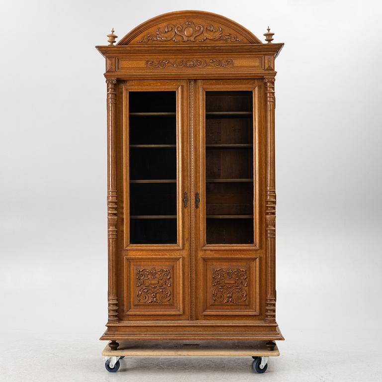 Display cabinet, late 19th century.