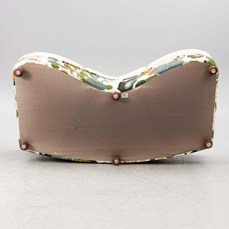 Josef Frank, soffa, modell 968, Firma Svenskt Tenn.