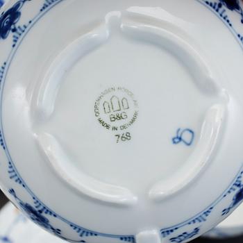 SERVIS, 27 delar, porslin, "Musselmalet", Bing & Gröndahl, Danmark.