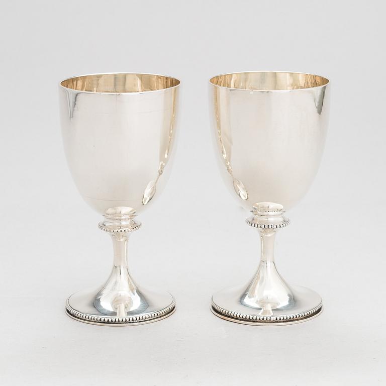 A pair of sterling silver goblets, Hong Kong, presumably late 20th/ early 21st century.