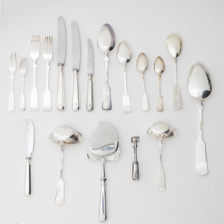 A Finnish silver cutlery, 'Musslan', including with mark of Kultakeskus Oy, Hämeenlinna 1960 (68 pieces).