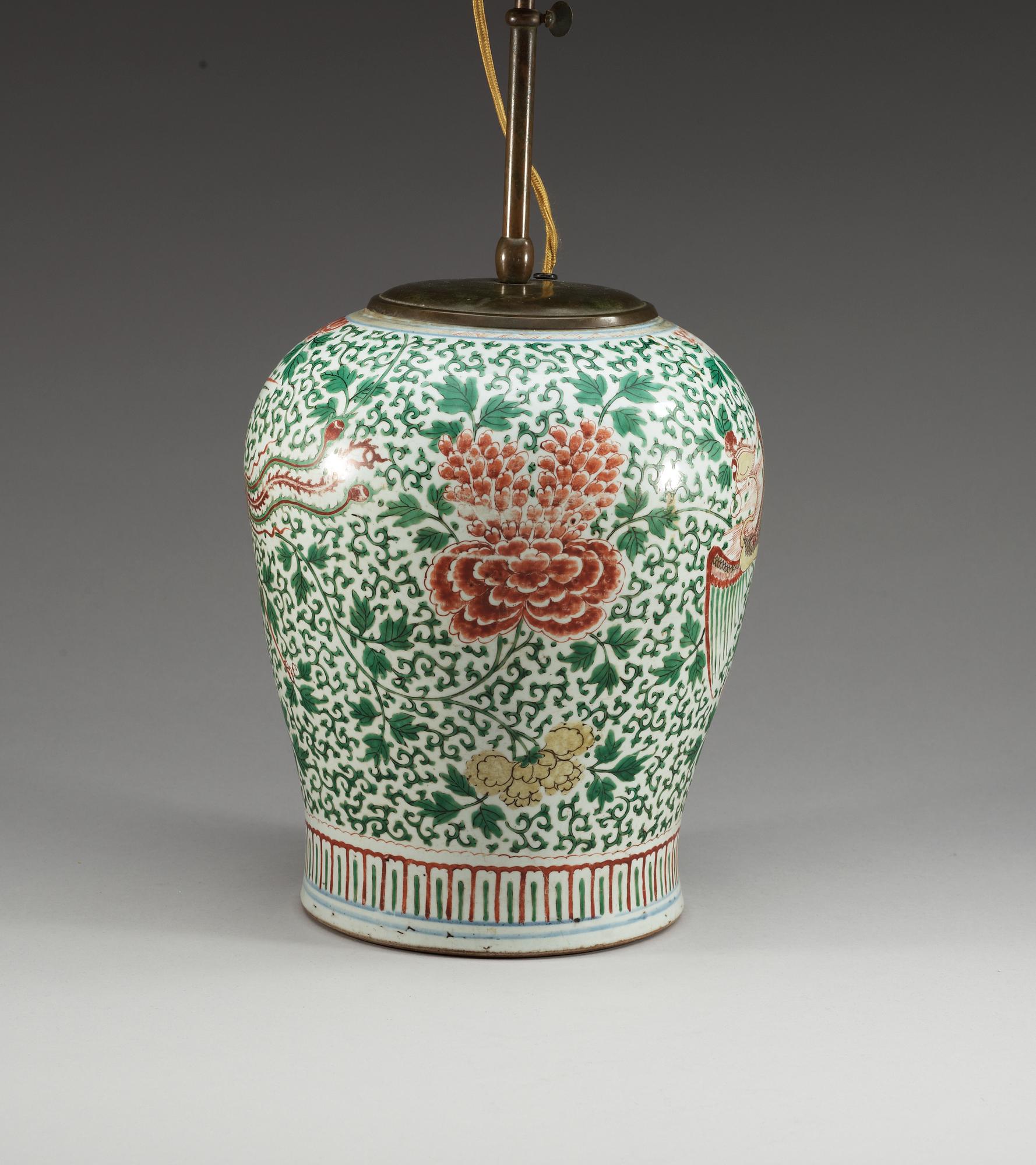 URNA, porslin. Qing dynastin, 1600-tal.