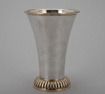 POKAL, silver, Auran Kultaseppä, Åbo 1931. Vikt 346 g.
