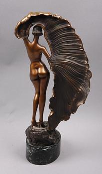 OKÄND KONSTNÄR, skulptur, brons. Otydl sign o numr. Art Deco-stil. 1900-talets andra hälft.
