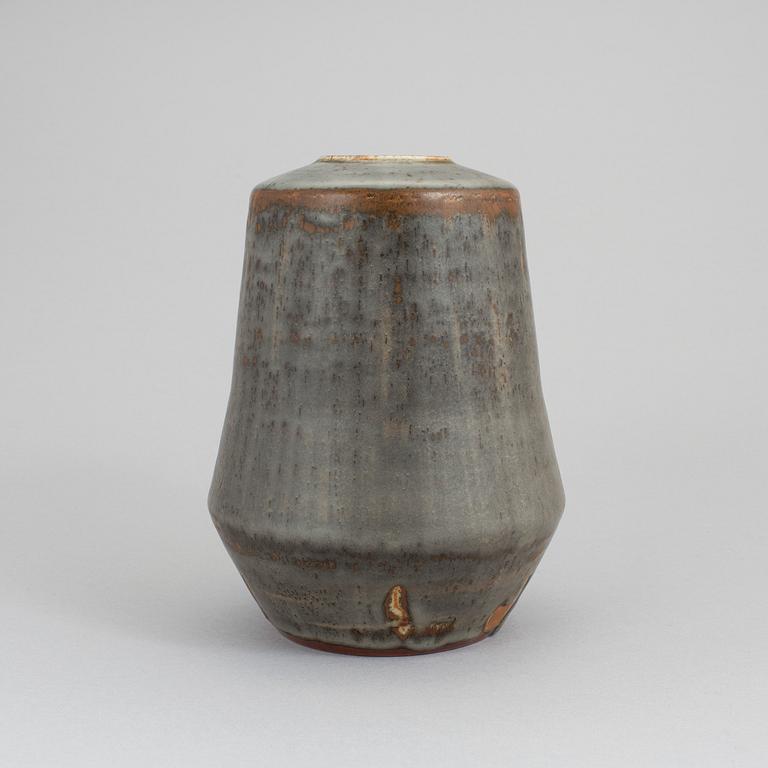 A Carl-Harry Stålhane stoneware vase, Rörstrand 1956. Unique.