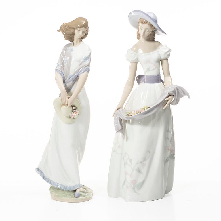 Lladró, figurines, 2 pcs, "Fragrances and Colors" and "Romantica", Spain.
