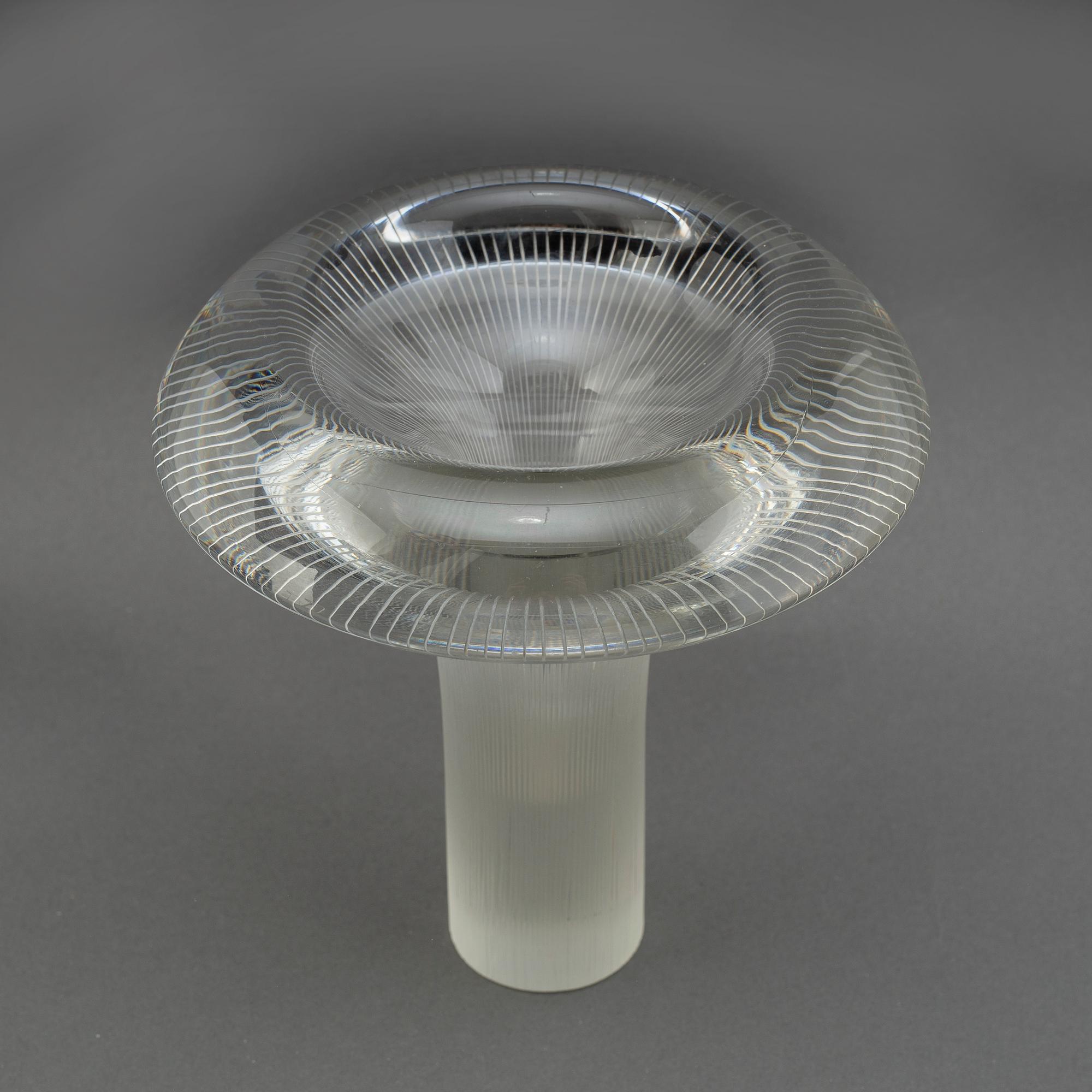 TAPIO WIRKKALA, vas, glas. Iittala, signerad.