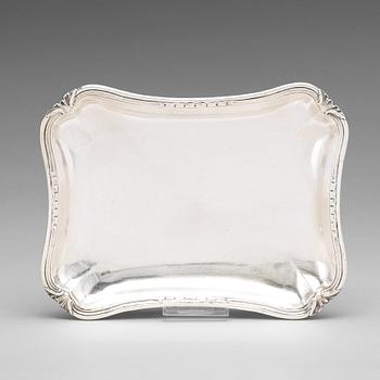 129. A Swedish 18th century silver dish, mark of  Jonas Thomasson Ronander, Stockholm 1753.