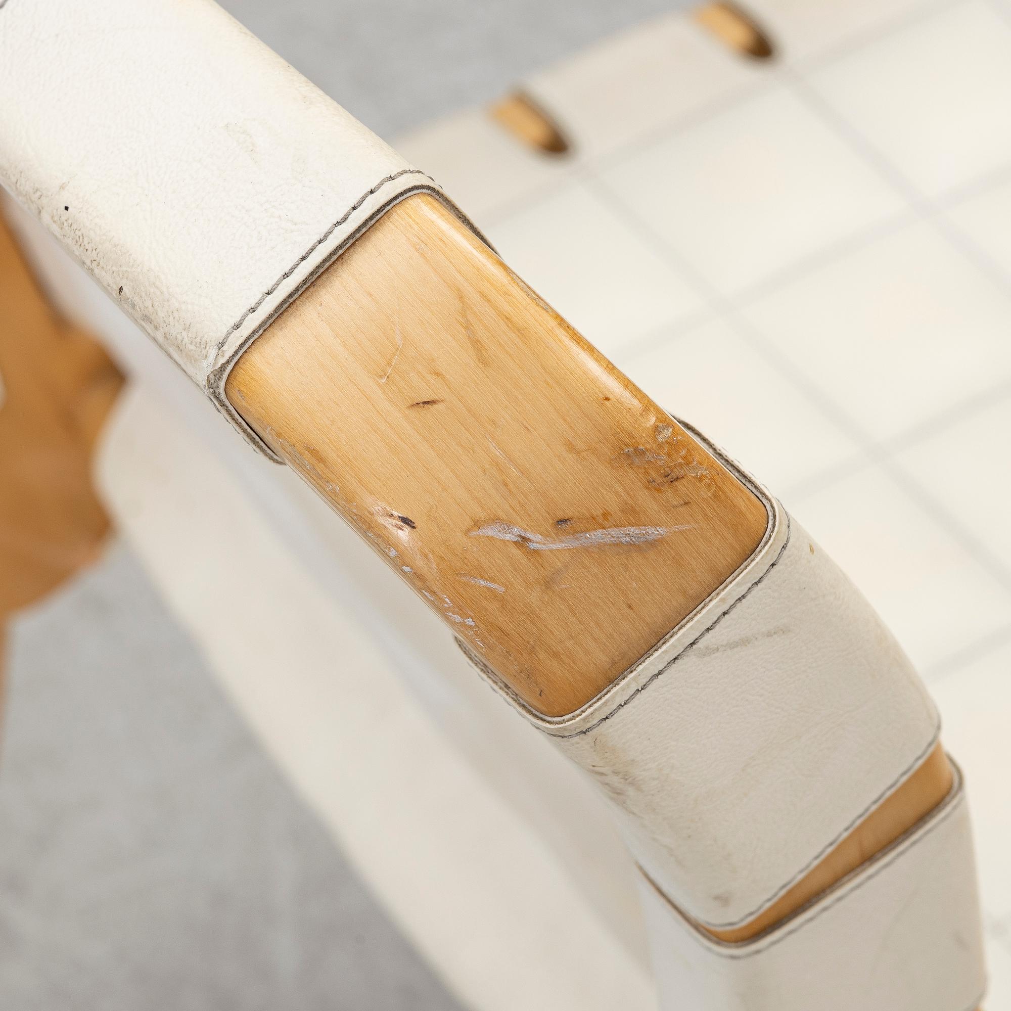 Alvar Aalto, karmstolar 4 st, modell 45, Artek.