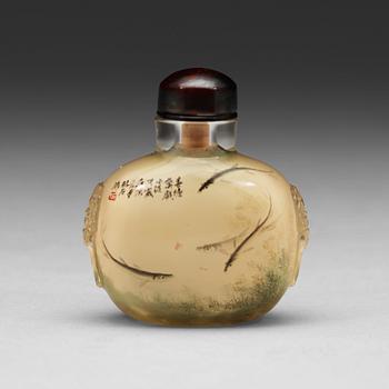 602. A Chinese snuffbottle, 20th Century.