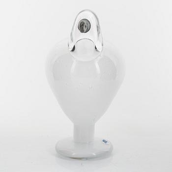 Oiva Toikka, a glass sculpture of a bird, "Kajava", Nuutajärvi Notsjö, Finland 1983-94.