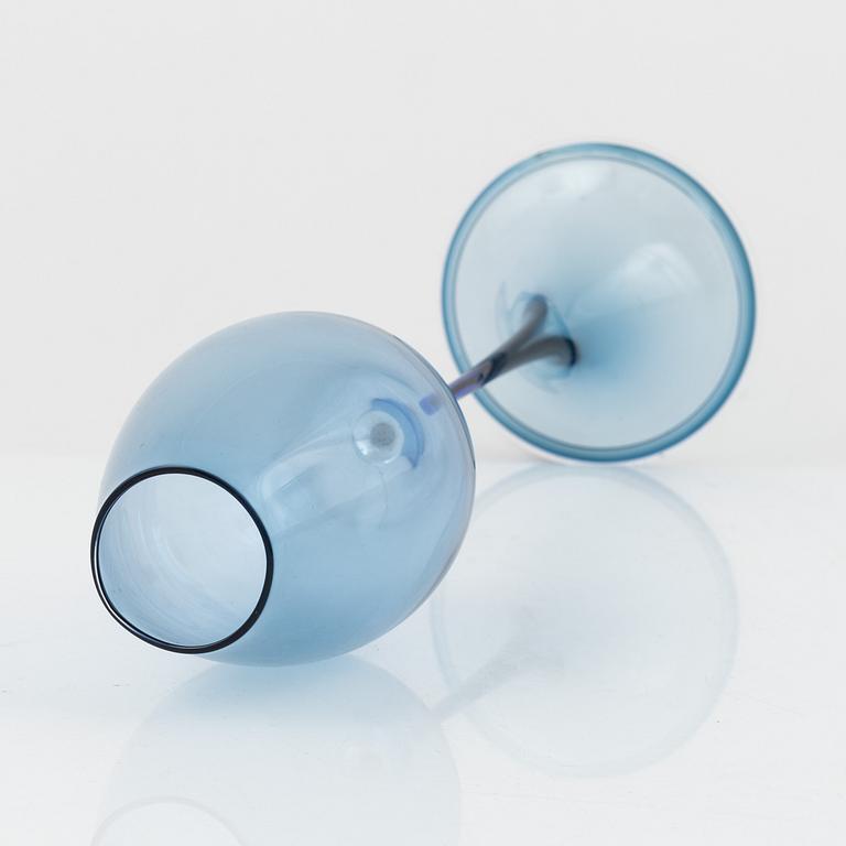Nils Landberg, a 'Tulip' glass cup, Orrefors, Sweden 1950s.
