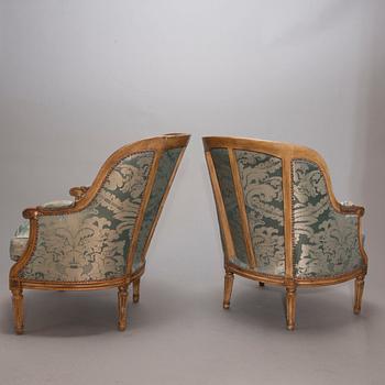 A PAIR OF BERGÈRE CHAIRS.
