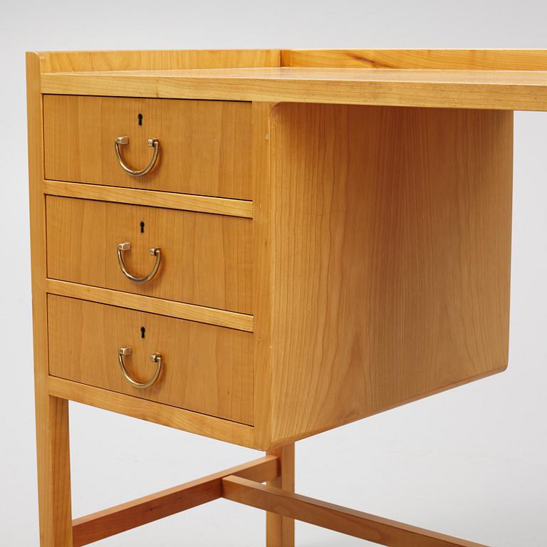 Josef Frank, dressing table / writing desk, model 736, Svenskt Tenn.