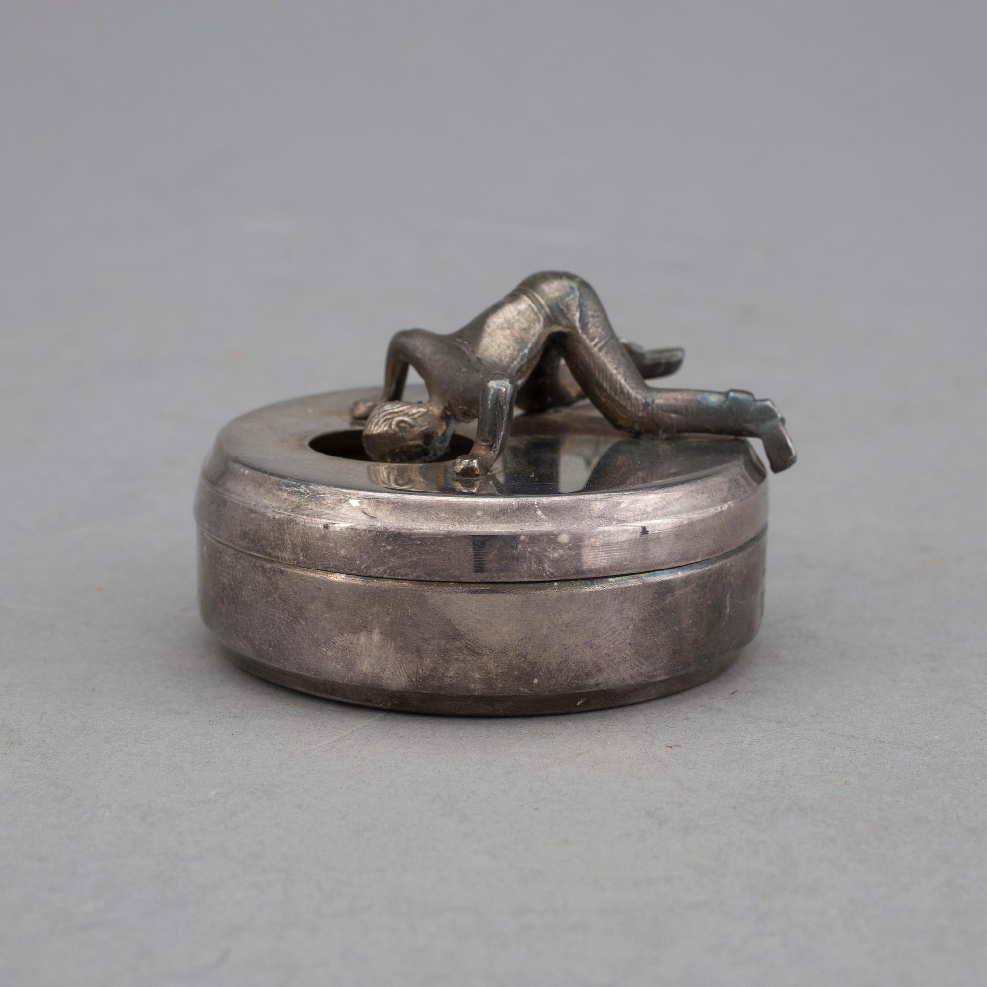 MANSCHETTKNAPPSASK, tenn och vitmetall, "Originell", Widerholm & Dahlberg, Eskilstuna, 1930-/40-tal.