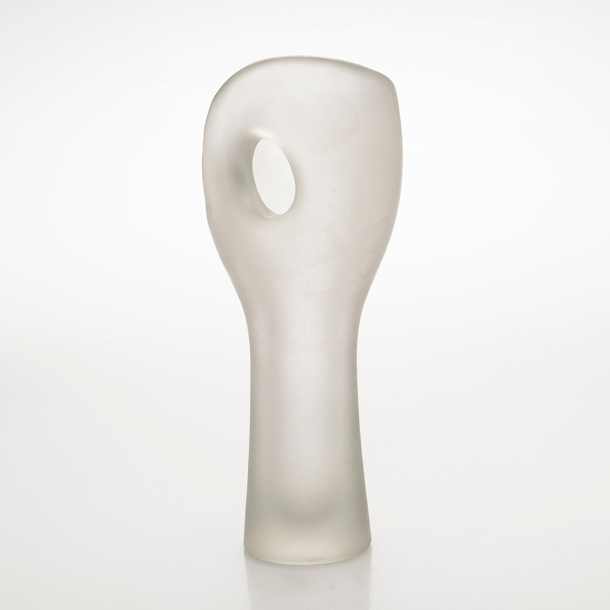 Timo Sarpaneva, a glass vase model 3530,  signed Timo Sarpaneva.