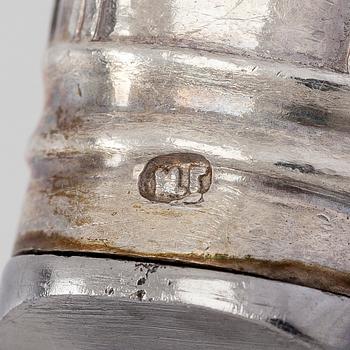 C. J. Heyne, och Grachev, ragusked och bestickuppsättning, 36 delar, silver, S:t Petersburg 1825 och 1894.