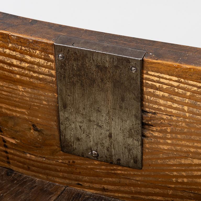Byrå, Louis XV, Frankrike 1700-talets mitt.