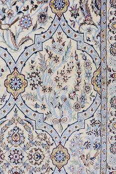 A runner, Figural Nain part silk so called 6LAA, ca 303 x 100 cm.