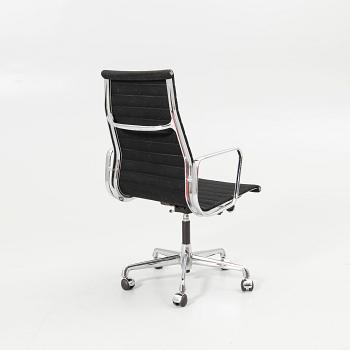 Charles & Ray Eames, Office chair, "EA119", Vitra.