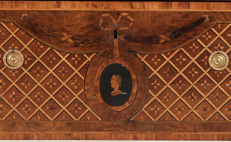 BYRÅ. Gustaviansk, 1700-talets slut. Möjligen av Westring i Gränna.