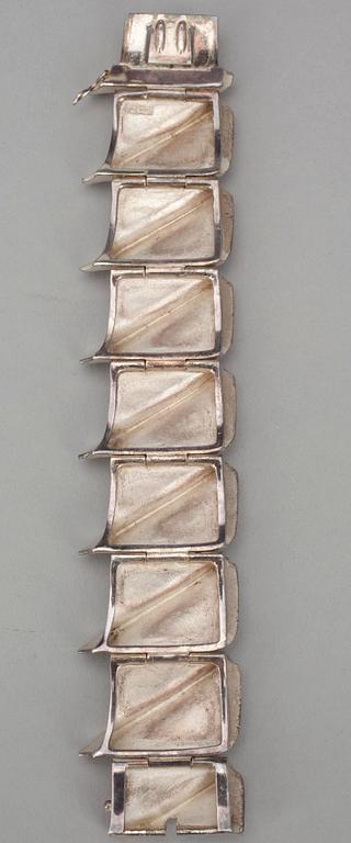 ARMBAND, 925 silver, "Silversegel", Björn Weckström, Lapponia 1972. Vikt 125 g.