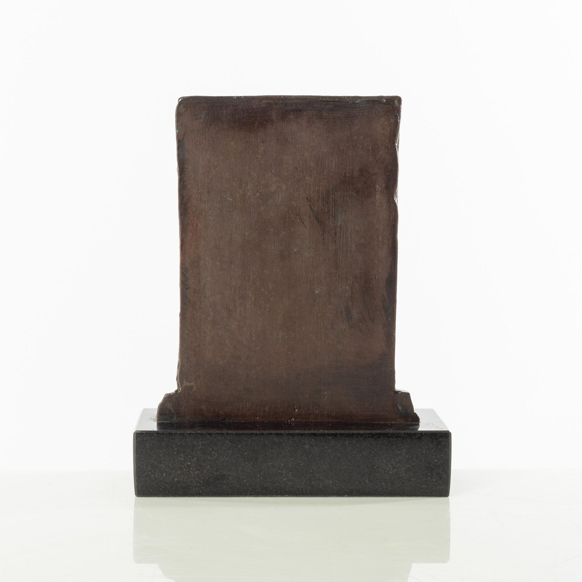 Gudmar Olovson, relief/skulptur. Signerad. Numrerad. Gjutarstämpel. Brons, total höjd 20 cm, längd 16 cm.
