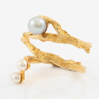 Björn Weckström, ring, Octobus, 18K gold with pearls. Lapponia 1981.