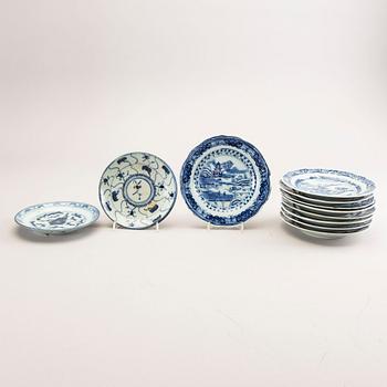 A set of 11 different Chinese 18th century porcelain plates.