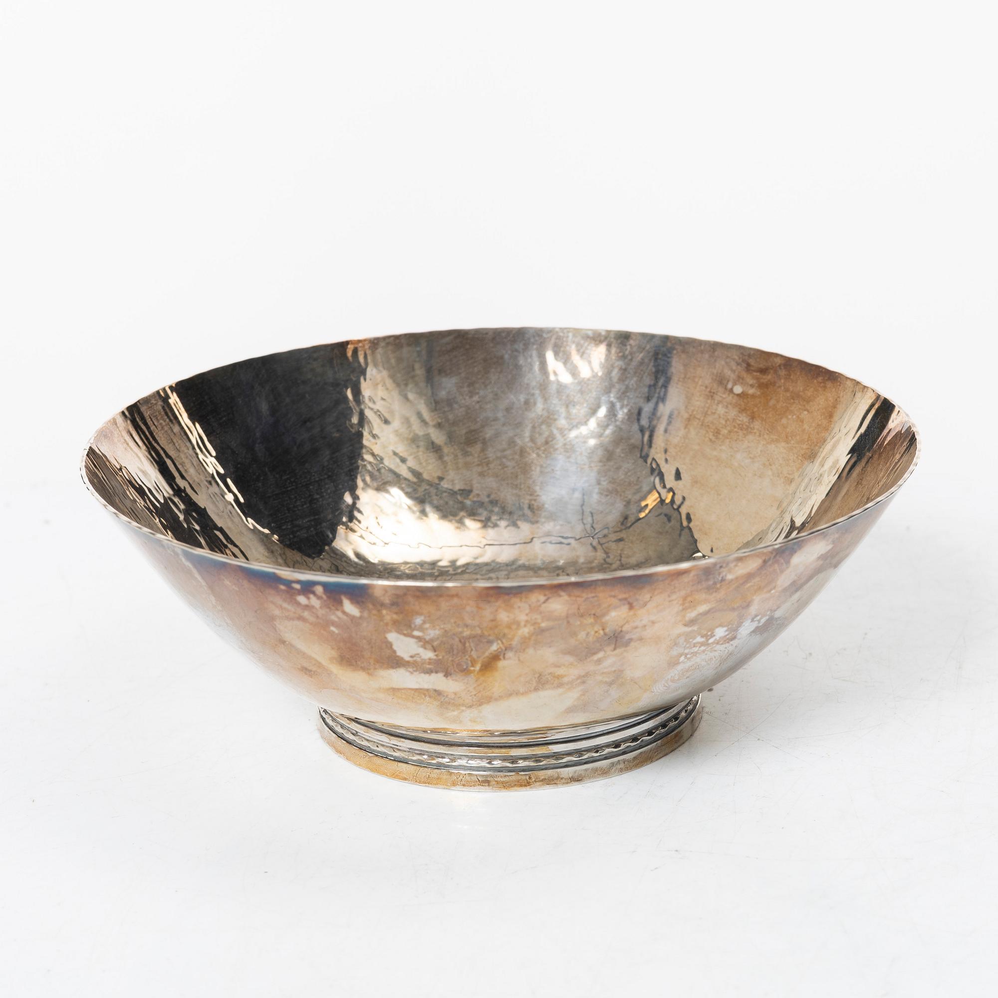 Eric Löfman, skålar, 2 st, MGAB, Uppsala, 1986 respektive MEMA, Lidköping, 1992.