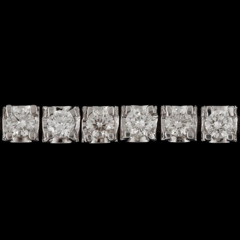 Diamantgradering, A brilliant-cut diamond bracelet, total carat weight circa 7.07 cts.