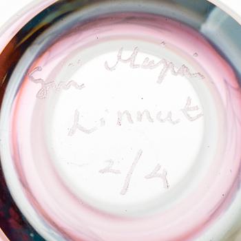 SINI MAJURI, glasskulptur, signerad Sini Majuri, Linnut 2/4.