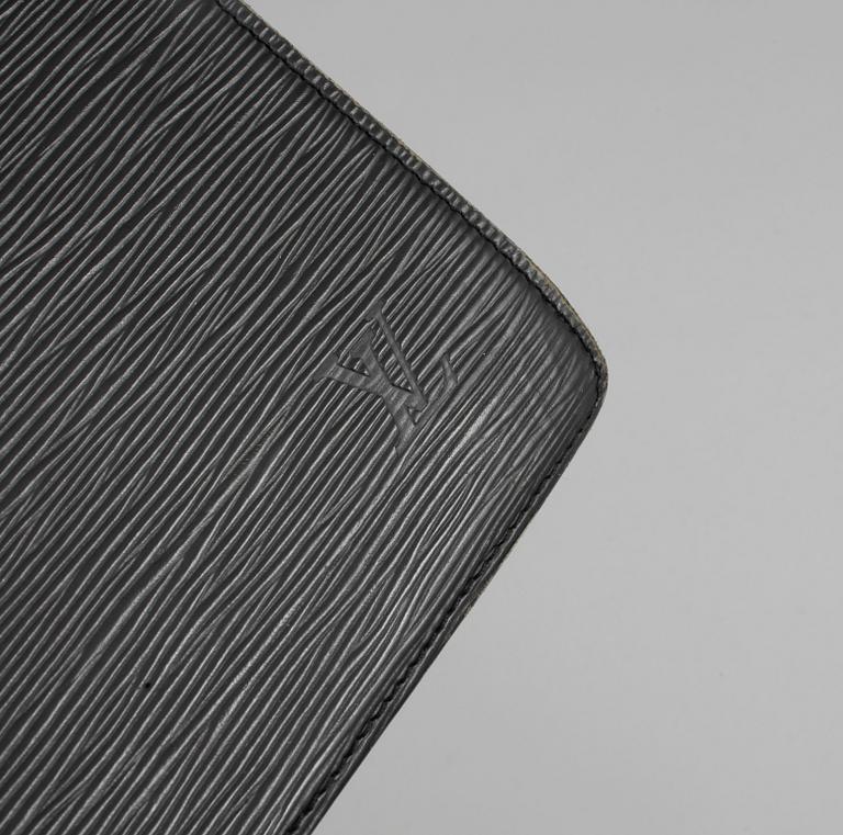 PORTFÖLJ, "Serviette conseiller ambassadeure Epi", Louis Vuitton.