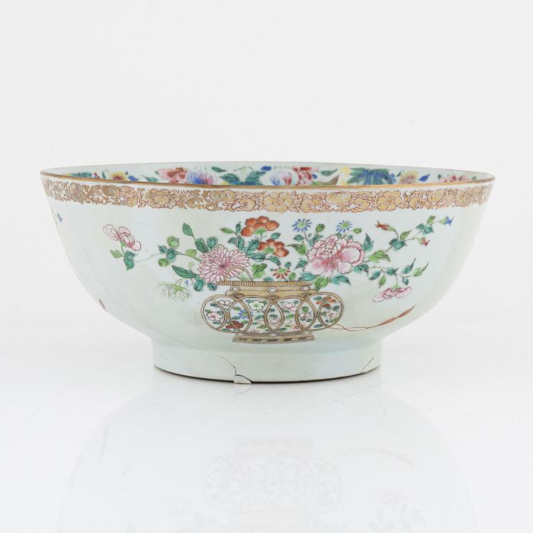 A Chinese famille rose punch bowl, Qing dynasty, Qianlong (1736-95).