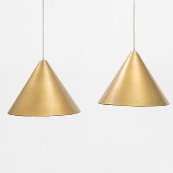 Arne Jacobsen, a pair of 'Biljard pendel' ceiling lamps, Louis Poulsen, Denmark.