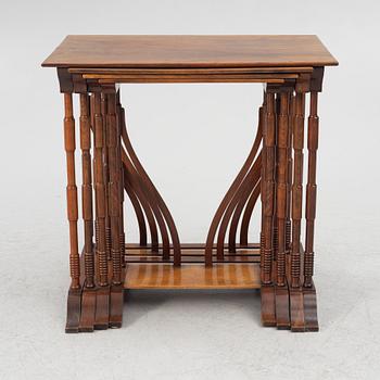 A nesting tabletable, 4 pieces, 19th century.
