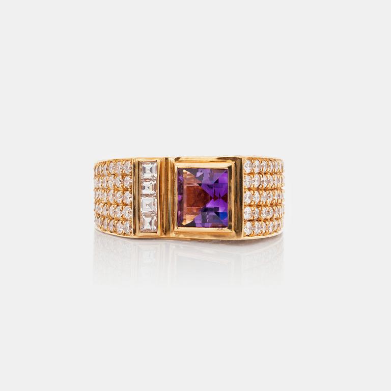 RING med ametist samt diamanter totalt cirka 2.55 ct.