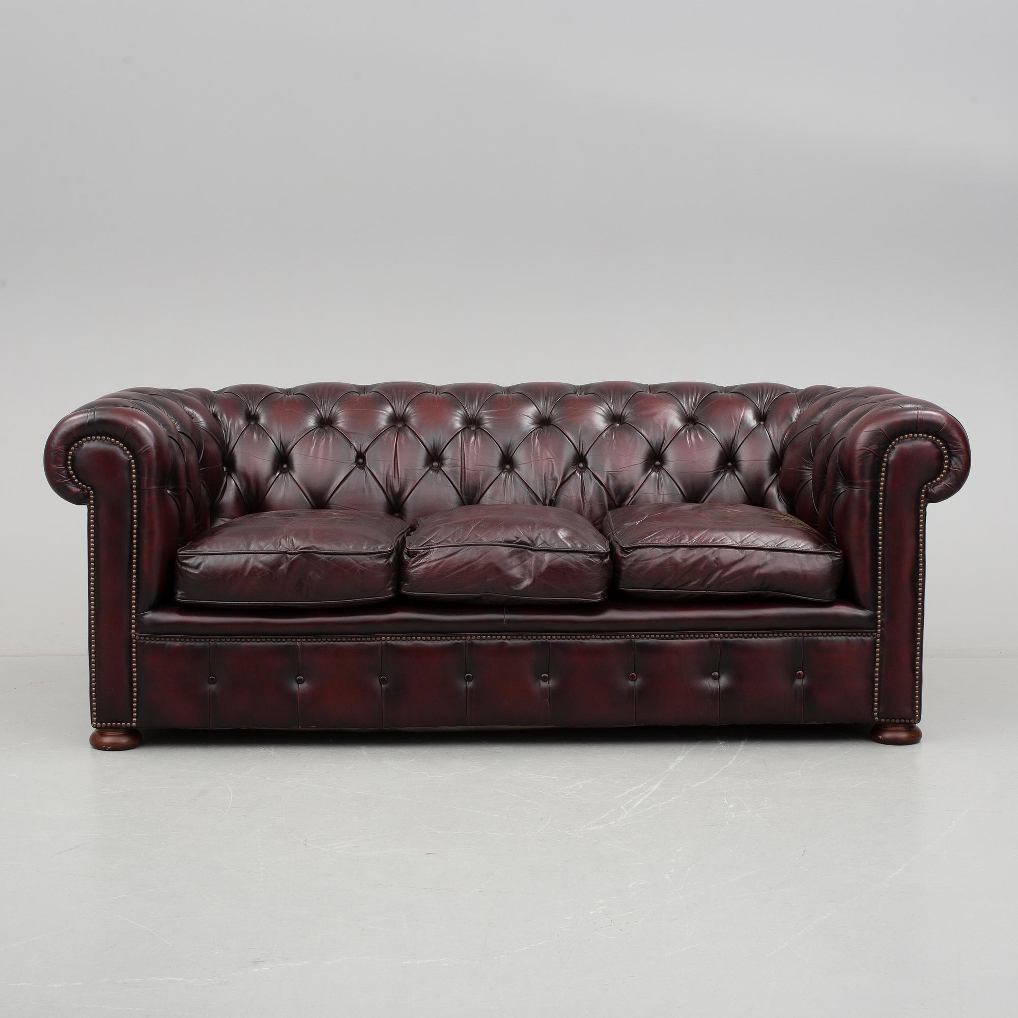 SOFFA, Chesterfield, England, 1900-talets fjärde kvartal.